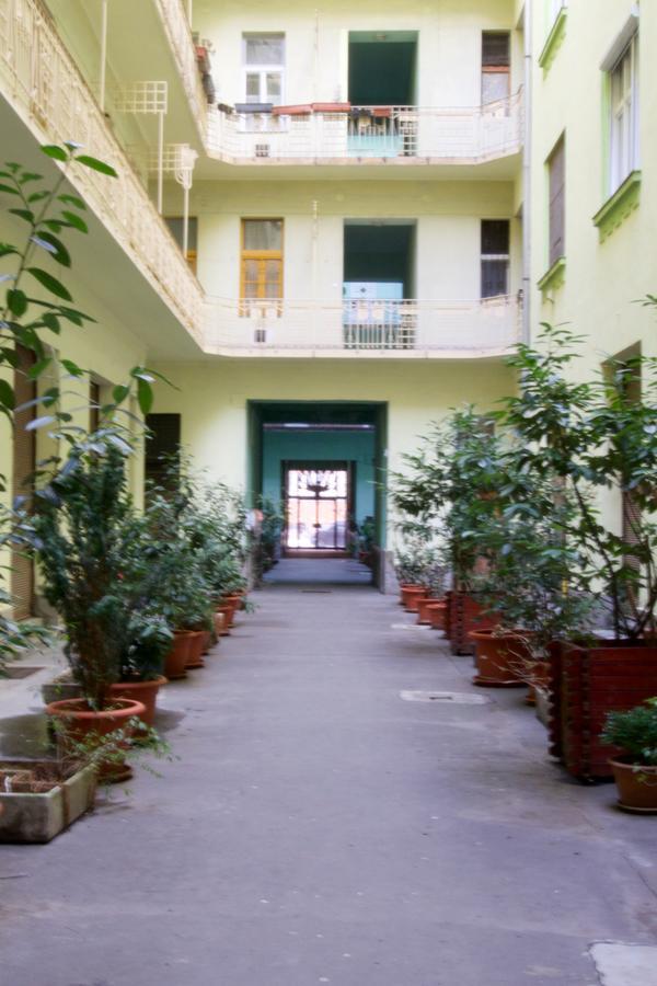 Standard Apartment By Hi5 - Wesselenyi 8 Budapest Eksteriør bilde
